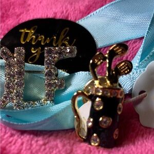 Elegant Black and Gold Golf Bag Brooch